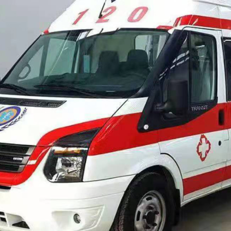 涉县非急救护送病人转院租赁救护车的优缺点对比